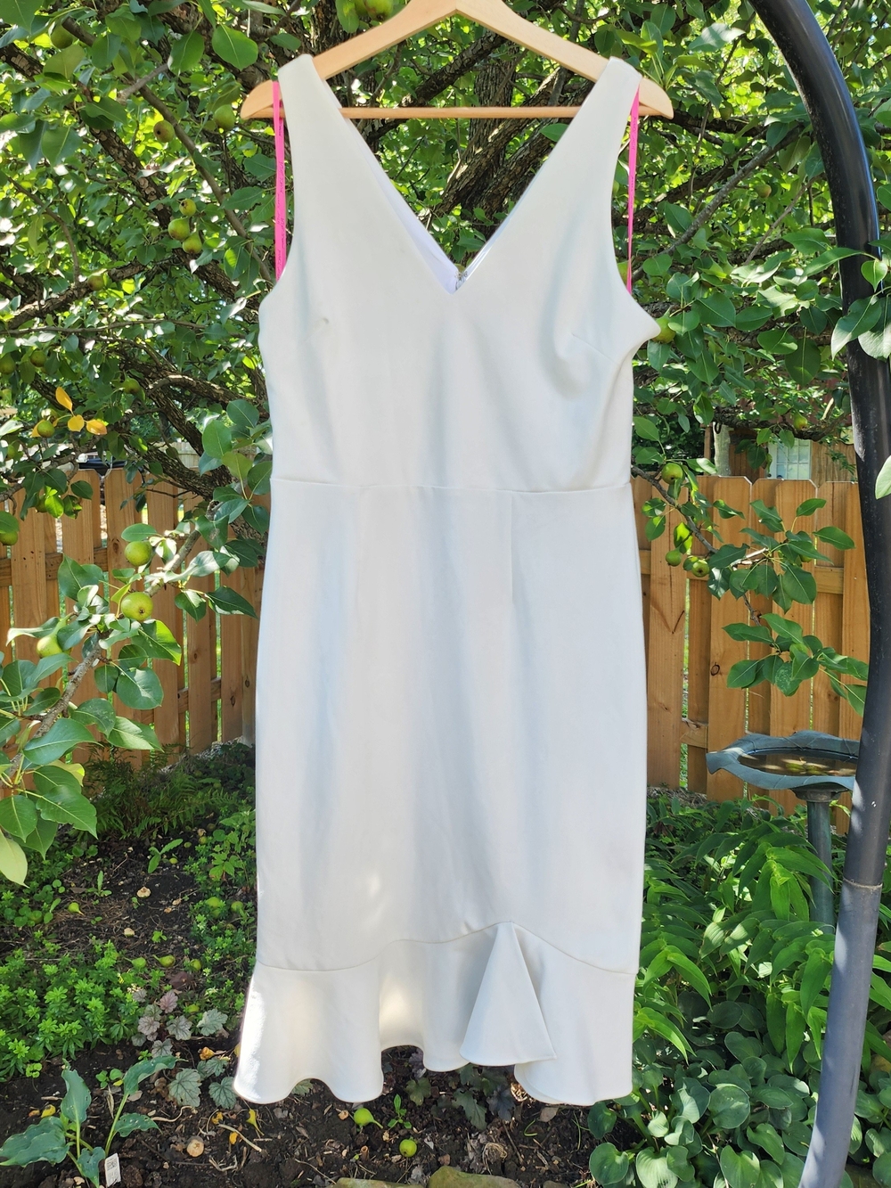 Betsey Johnson 12 White V-Neck Dress with Ruffle Hem